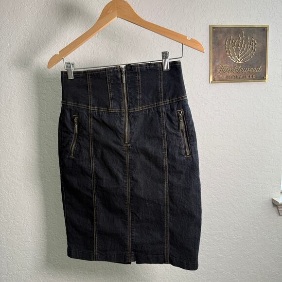 Women's Bisou Bisou Denim Blue Jean Paneled Zip Front Zip Pocket Skirt Size 8 - Picture 2 of 7